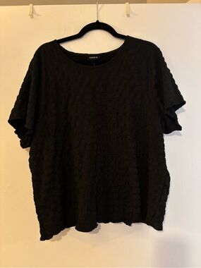 Torrid Black Textured Short Sleeve Crew Top